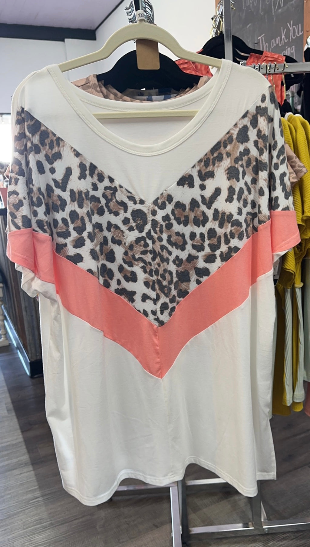 White Coral Leopard Tee